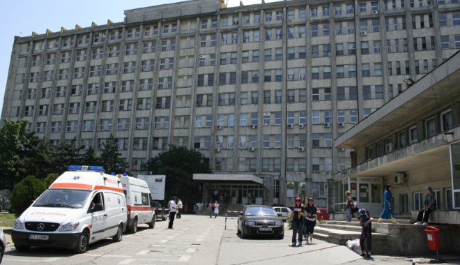 Cine și cum va mai putea intra în Spitalul Județean - spitaluljudeteancladire-1317242161.jpg