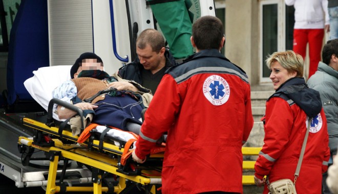 Ambulanța Constanța, sufocată de solicitări abuzive - spitaluljudeteangripaporcinaboln-1350828018.jpg