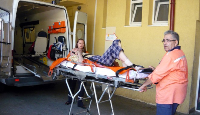 Lacăt pe Spitalul Județean Constanța. Doar cazurile grave vor fi internate - spitaluljudeteannumaiinterneaza2-1407860223.jpg