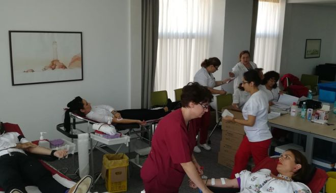 Angajații de la Serviciul Public de Impozite și Taxe Constanța au donat sânge - spitdonaresange-1528963799.jpg