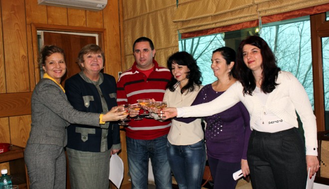 Moș Crăciun a adus premiile juniorilor constănțeni - sport3-1325170115.jpg