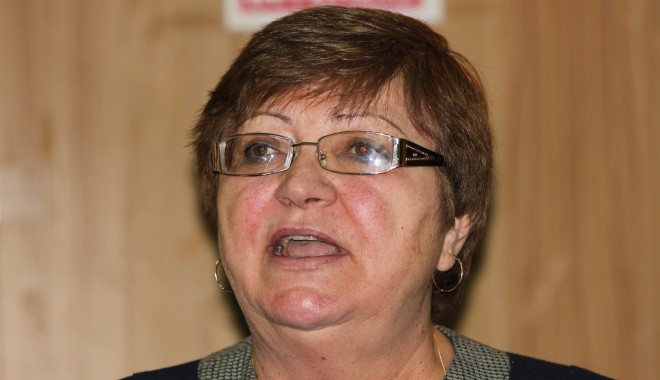 Elena Frîncu: 