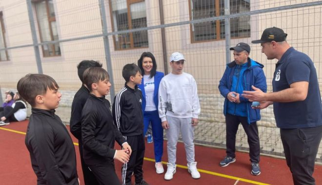 Ministerul Sportului duce mai departe inițiativa de a împrieteni copiii cu mișcarea - sportdistractie-1658320624.jpg