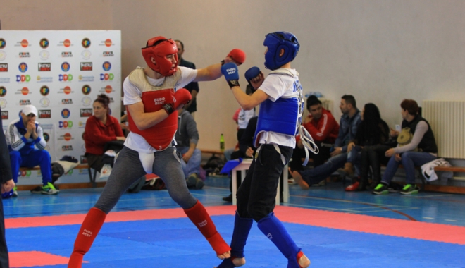 Sportivii constănțeni s-au întors cu salba plină de medalii de la Cupa Blue Danube - sportivii-1463421418.jpg
