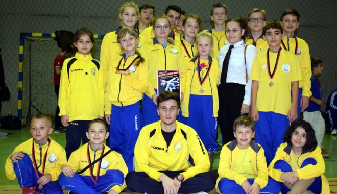 CS Tae Keon Hârșova, pe podiumul Cupei Tornado - sportiviii-1480352511.jpg