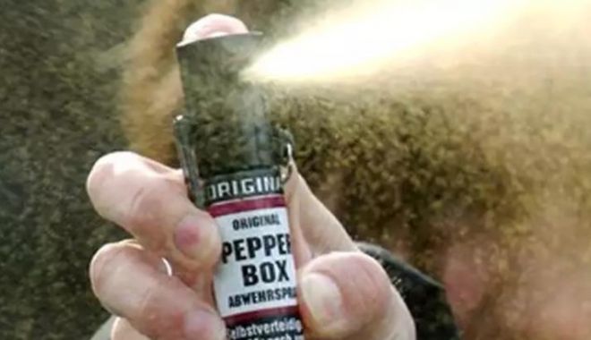 Gluma proastă făcută de 2 elevi din Tulcea, taxată drastic! Ce amendă au primit - spray-1639066351.jpg