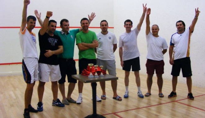 Cupa West Side la squash și-a stabilit campionii - squash1-1347815878.jpg