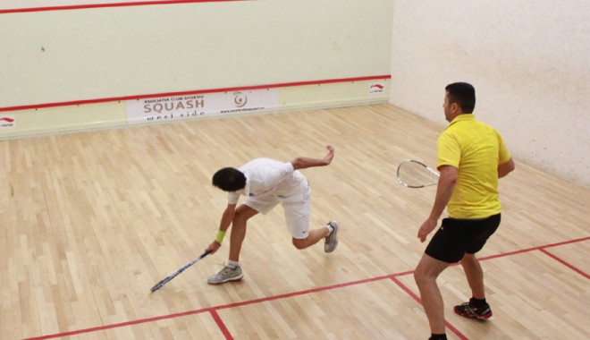 Constănțenii iau cu asalt Naționalele de squash - squash15-1380648923.jpg