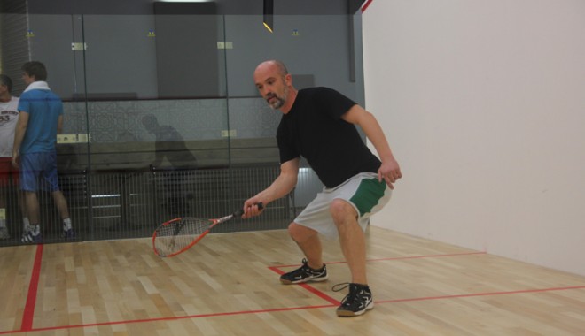 Constănțenii joacă squash 