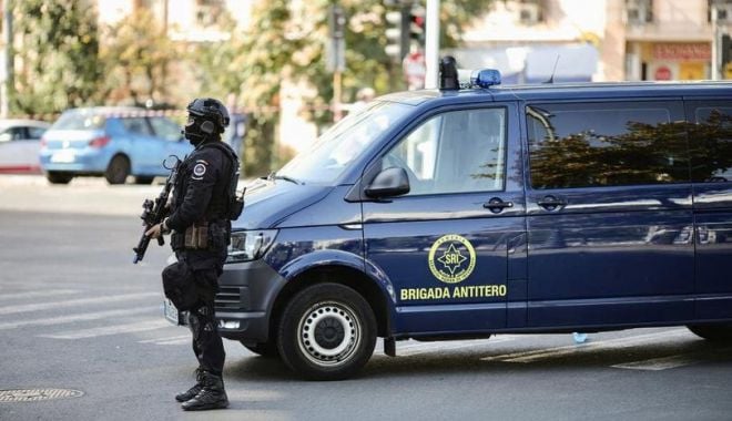 Exerciţiu antiterorist, cu muniţie de manevră: 