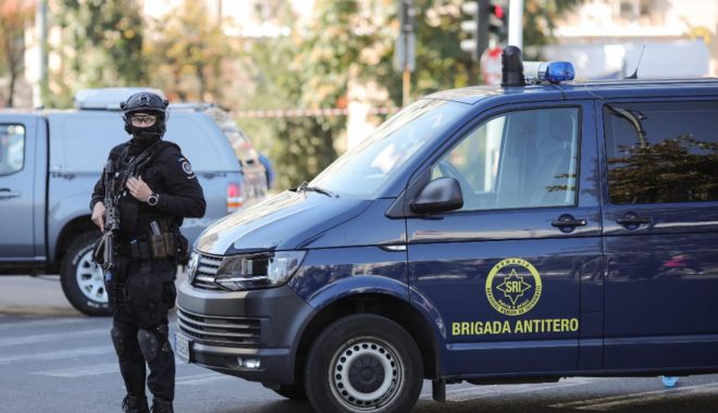 Colet suspect în Cotroceni, trafic restricționat - sri3d3fa36c78-1670829322.jpg