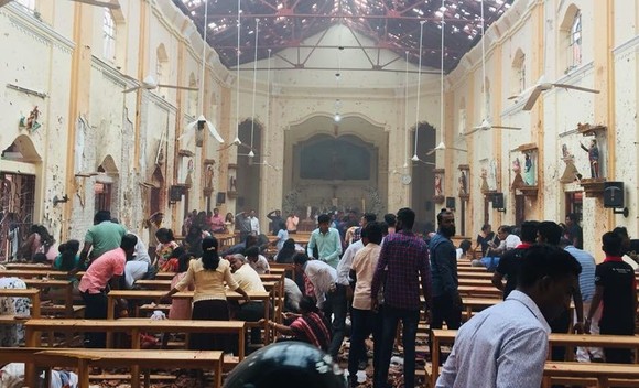 Informație de ultim moment despre elevii români aflați în Sri Lanka, în timpul atacurilor cu bombe - srilankaatentat-1556017677.jpg