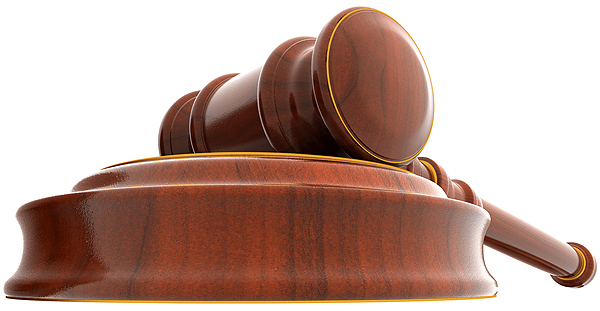 Șoferul care, mort de beat, a omorât o tânără pe trotuar, deferit justiției - ss7815418gavel-1334841299.jpg
