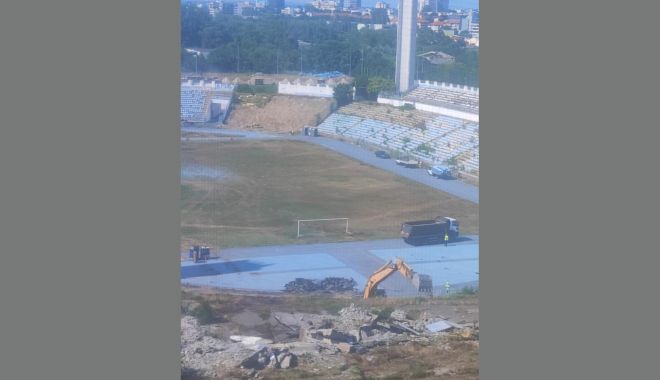 Societatea care demolează stadionul Farul amendată cu 15.000 lei - stadion-2-1689859847.jpg