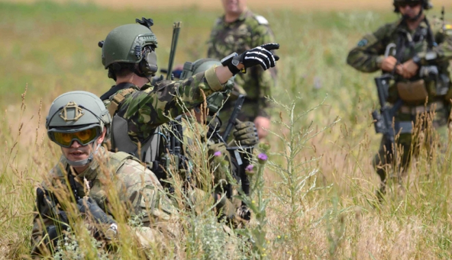 Stagiu militar voluntar pentru liceeni și studenți - stagiu-1471540006.jpg