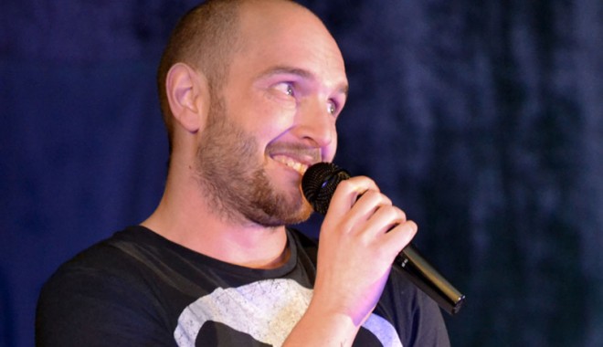 Stand-up comedy cu Bordea, în Mamaia - standup-1385749076.jpg