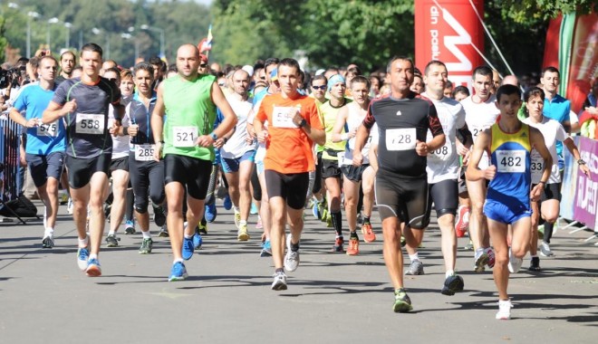 Constănțenii aleargă pentru sănătate - startrunfestmpg-1410523657.jpg