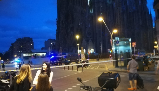 Operațiune antiteroristă în Barcelona. Catedrala Sagrada Familia a fost evacuată - statiedemetrou89161000-1505251087.jpg
