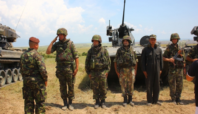 Modificări importante pentru militari: bani de chirie în funcție de piața imobiliară, avansări mai rapide și drepturi egale între ofițeri - statutmilitar-1468426382.jpg