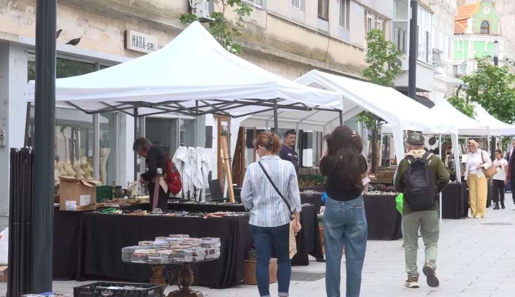 Strada Ștefan cel Mare, altfel. Târg pe pietonală pentru constănțeni