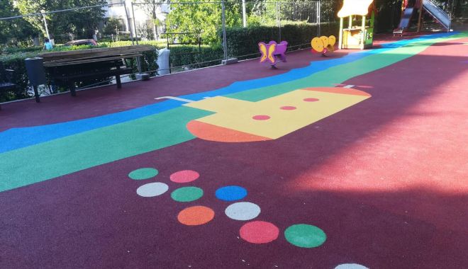 Continuă lucrările de reabilitare și modernizare a locurilor de joacă din municipiul Constanța - stejarului1-1561724786.jpg