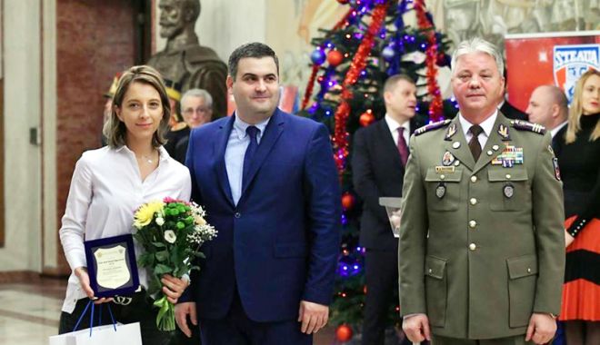 Eliza Samara, premiată de ministrul Apărării Naționale - stelista-1544631124.jpg