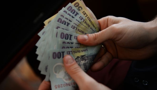 Cum sunt stimulați patronii care angajează șomeri mai în vârstă - stimulente-1524842904.jpg