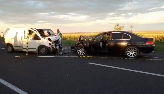 GRAV accident: impact frontal între două autoturisme! Opt victime, între care doi copii - stiribuzau80425500-1499971164.jpg
