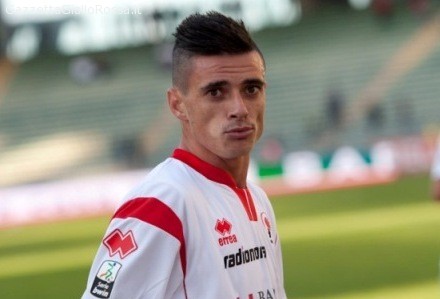 Fotbal / Un jucător de la Națională, în vizorul echipei Genoa - stoian-1377522669.jpg