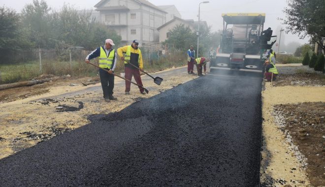 Asfalt în loc de pământ, pe strada Prelungirea Eduard Caudella - stradacelladelavrancea1-1572442724.jpg
