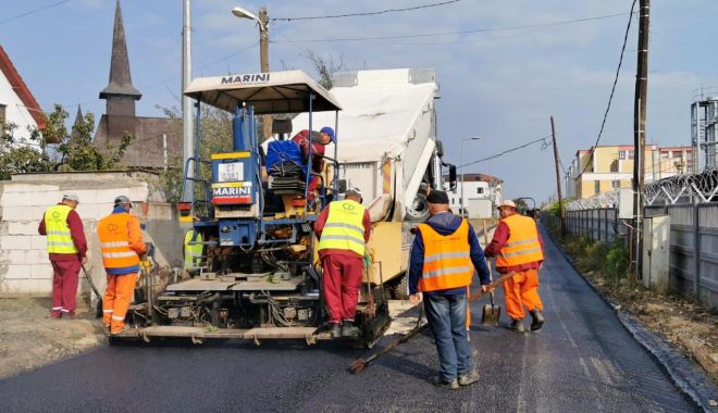 Programul de amenajare a infrastructurii rutiere în cartierul Compozitorilor continuă - stradaclopoteilor2-1603979594.jpg