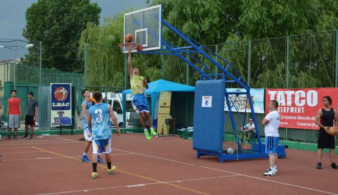Baschet: Constănțenii sunt invitați la al treilea turneu de streetball al verii - streetball-1439365670.jpg