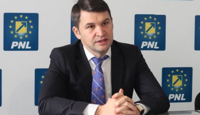 Ionuț Stroe: 