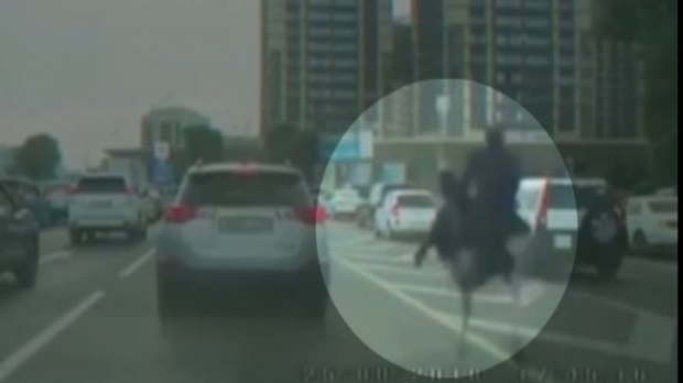 VIDEO. Scene incredibile în trafic. 