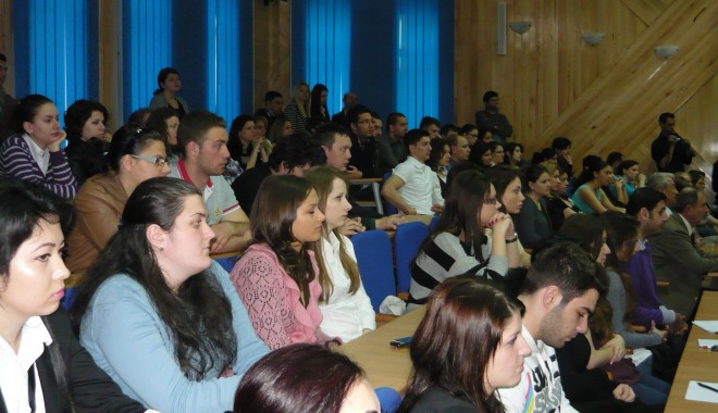 Astăzi va fi lansat programul de internship-uri și mentorat 