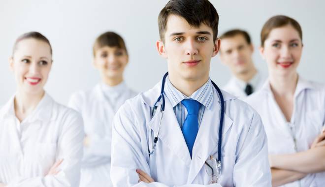 Noi reguli la medicină. Studenții, primii vizați - studenti-1444211073.jpg