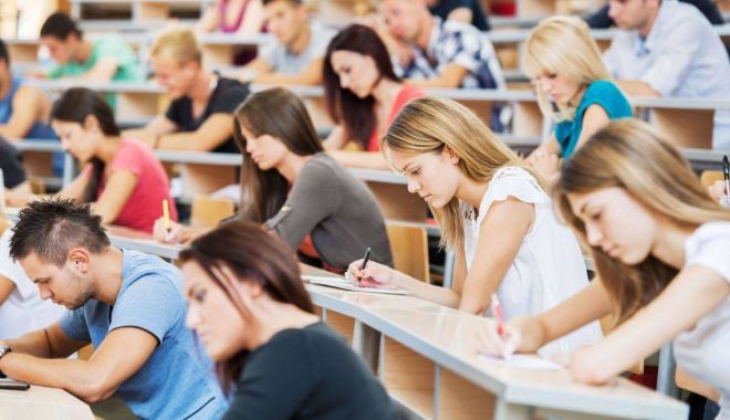 Proiect dedicat integrării studenților ucraineni în învățământul universitar european - studenti-ucraineni-1704308191.jpg