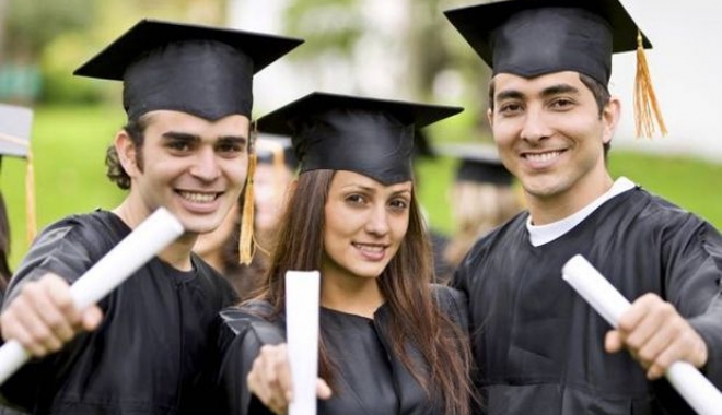 Diplomele obținute în străinătate, recunoscute și echivalate de statul român - studenti20-1506857706.jpg