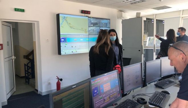 Studenţii Academiei Navale, în practică la Administraţia Canalelor Navigabile - studentiiacademiei1-1620830090.jpg