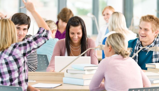 Ce se întâmplă cu gratuitățile studenților. Precizări de la Ministerul Finanțelor - studentiss-1564048445.jpg