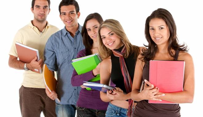 Banca Mondială și România, acord pentru a reduce abandonul școlar - students-1429435916.jpg