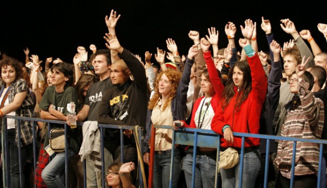Începe nebunia Stufstock! - stuffstock1-1313688215.jpg