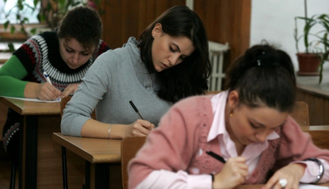 Veste bună pentru elevii de-a VIII-a și de-a XII-a - subiecte-1383311112.jpg