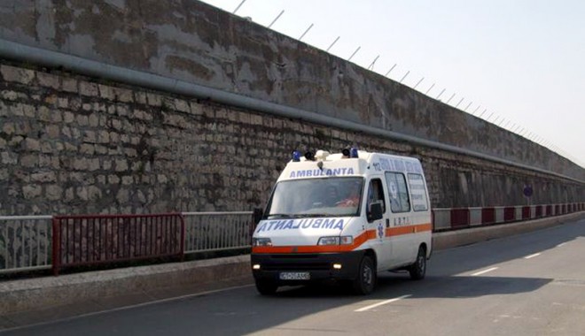 Sub lupa polițiștilor  și inspectorilor de muncă - sublupapolitistilorsiinspectoril-1389896101.jpg