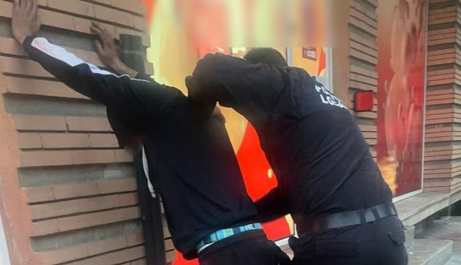Constănţean prins de poliţişti cu substanţe cu efect halucinogen - substante-2-1681056631.jpg