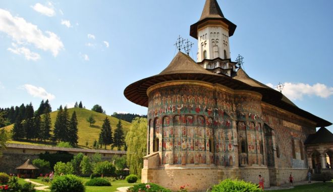 Ministrul Culturii: Va fi restaurată pictura exterioară de la Mănăstirea Suceviţa - sucevita-1600541593.jpg