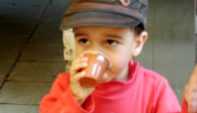 Suc de mere sau lapte? - sucmere-1400863600.jpg