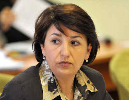 Ministrul Muncii: Tergiversarea adoptării Legii asistenței sociale, o acțiune împotriva cetățenilor României - sulfinabarbu-1317053031.jpg