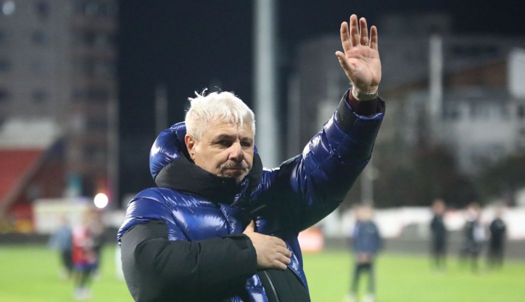 Marius Şumudică, antrenor Rapid: „Ne dorim în play-off, doar să fim lăsaţi” - sumudica-1738674822.jpg