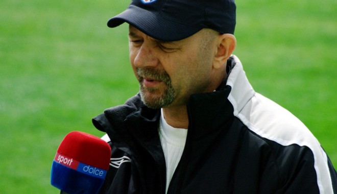 Aurel Șunda conduce Săgeata la baraj - sunda1-1308761947.jpg